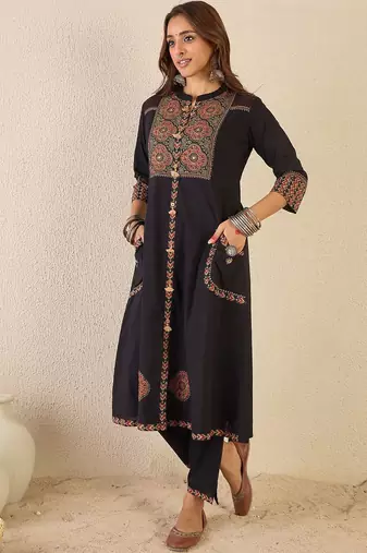 Ethnic Motifs Printed Mandarin Collar A Line  Cotton Kurta With Trousers