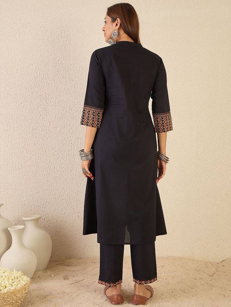 Ethnic Motifs Printed Mandarin Collar A Line  Cotton Kurta With Trousers