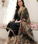 Women Floral Embroidered Regular Thread Work Kurta with Trousers & With Dupatta