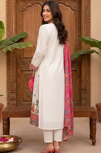 Women Ethnic Motifs Embroidered Regular Gotta Patti Kurta with Trousers & With Dupatta