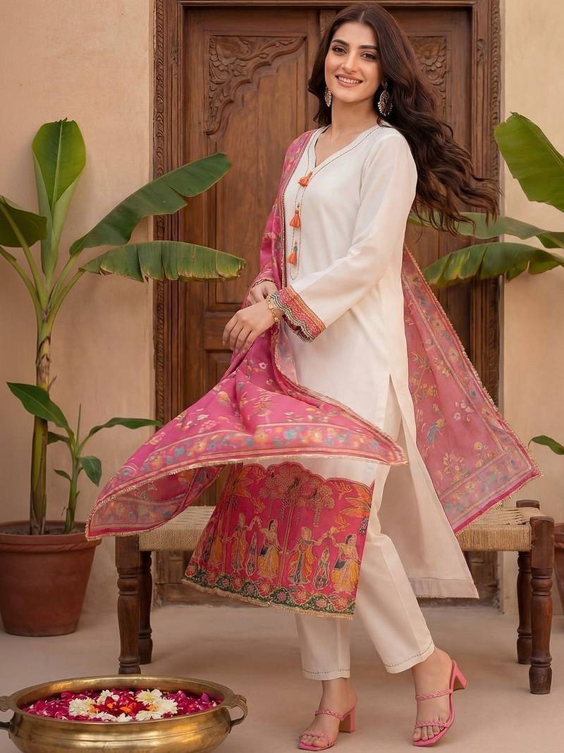 Women Ethnic Motifs Embroidered Regular Gotta Patti Kurta with Trousers & With Dupatta