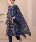 Women Floral Printed Regular  Cotton Kurta with Trousers & With Dupatta