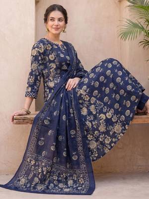 Women Floral Printed Regular  Cotton Kurta with Trousers & With Dupatta 5