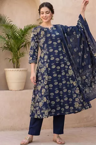 Women Floral Printed Regular  Cotton Kurta with Trousers & With Dupatta