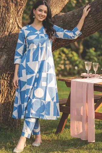 Women Printed Regular  Cotton Kurta with Trousers