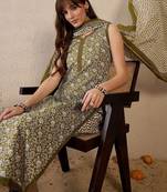 Women Ethnic Motifs Printed Regular  Cotton Kurta with Trousers & With Dupatta