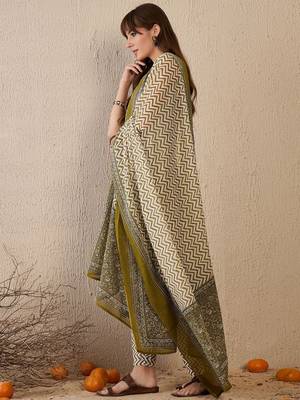 Women Ethnic Motifs Printed Regular  Cotton Kurta with Trousers & With Dupatta 6