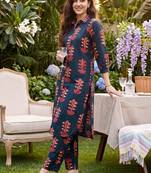 Women Ethnic Motifs Printed Regular  Cotton Kurta with Trousers