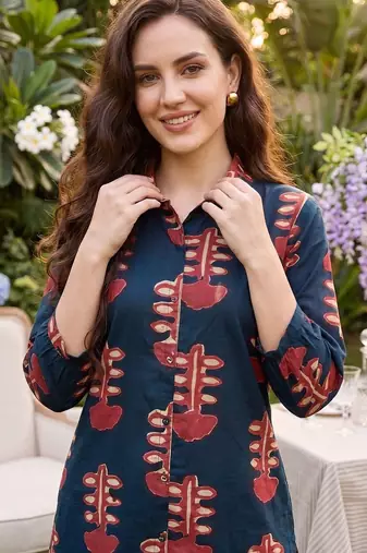 Women Ethnic Motifs Printed Regular  Cotton Kurta with Trousers