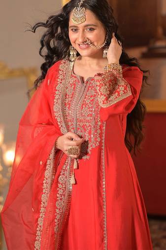 Ethnic Motifs Embroidered Zari A-Line Kurta With Trousers & Dupatta