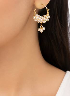 Pearls baali freshwater pearl cluster hoop earrings, gold tone 1