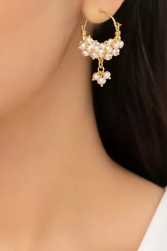 Pearls baali freshwater pearl cluster hoop earrings, gold tone