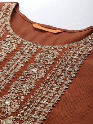 Ethnic Motifs Embroidered Sequinned Liva Kurta With Trousers & Dupatta 2