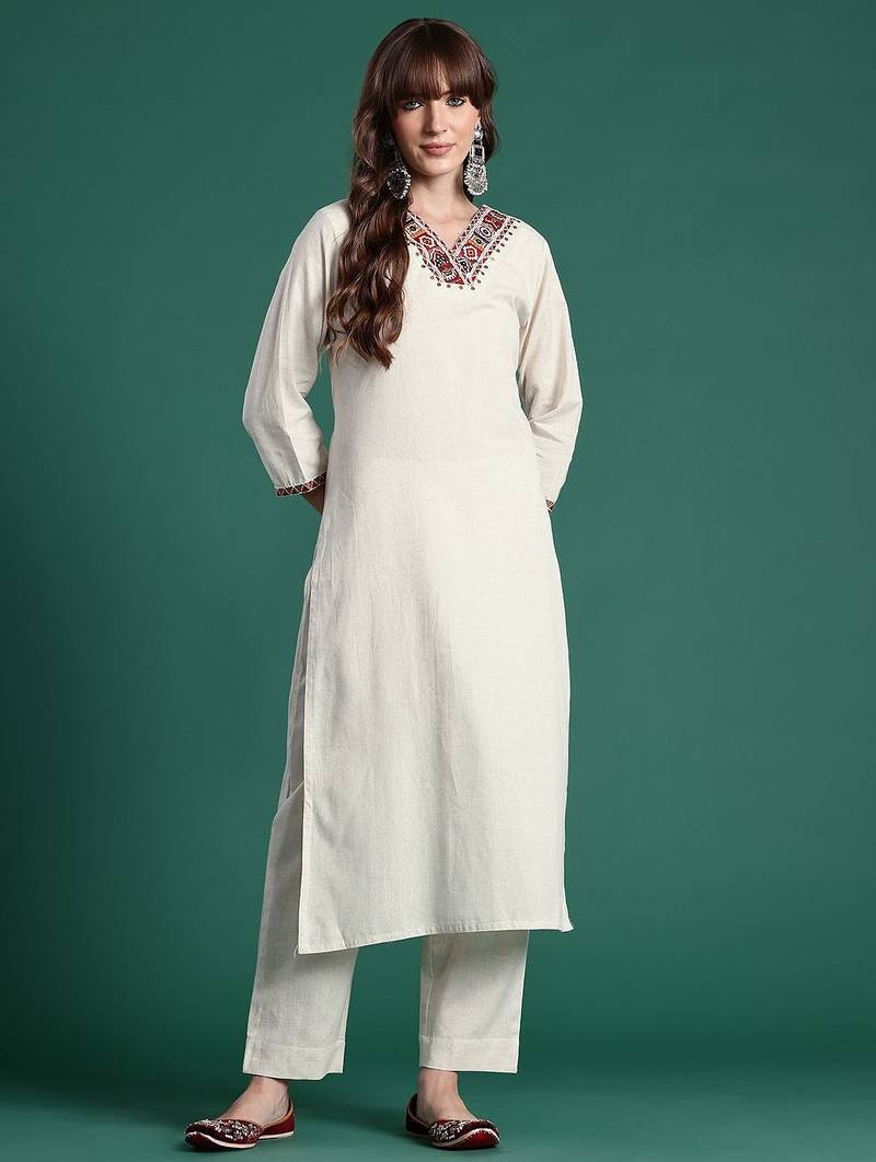 Ethnic Motifs Embroidered Kurta with Palazzos