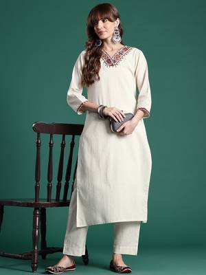 Ethnic Motifs Embroidered Kurta with Palazzos 7