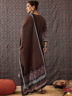 Women Ethnic Motifs Printed Regular Sequinned  Cotton Kurta with Trousers & With Dupatta 4