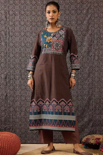Women Ethnic Motifs Printed Regular Sequinned  Cotton Kurta with Trousers & With Dupatta