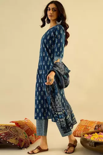 Teal blue Ethnic Motifs Printed  Cotton Kurta with Trouser & Dupatta