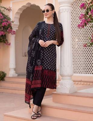 Women Ethnic Motifs Printed Regular  Cotton Kurta with Trousers & With Dupatta 6