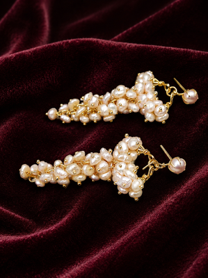 Freshwater baroque pearl cluster drop earrings, white 2