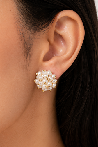 Freshwater pearl cluster stud earrings with gold beads