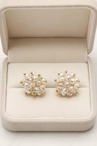 Freshwater pearl cluster stud earrings with gold beads