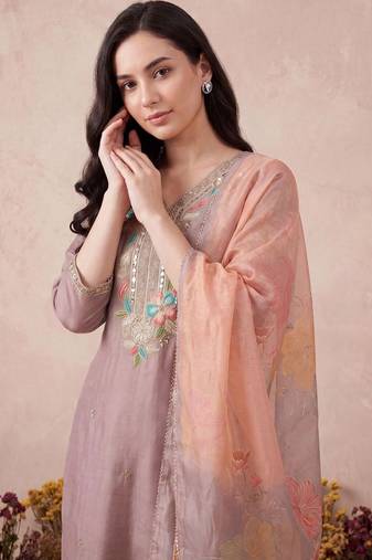 Women Floral Embroidered Mirror Work Kurta with Trousers & With Dupatta