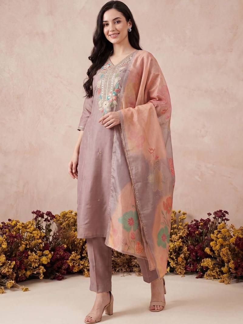 Women Floral Embroidered Regular Mirror Work Kurta with Trousers & With Dupatta