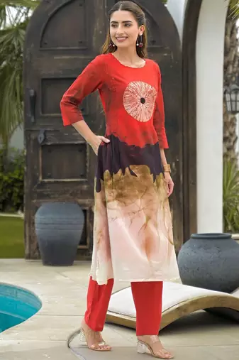 Women Dyed Regular  Cotton Kurta with Trousers
