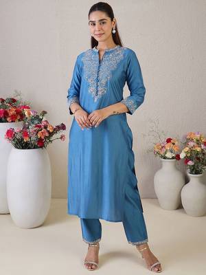 Women Floral Embroidered Kurta with Trousers & Dupatta 2
