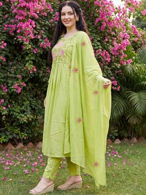 Women Floral Embroidered Empire Thread Work  Cotton Kurta with Trousers & With Dupatta 6