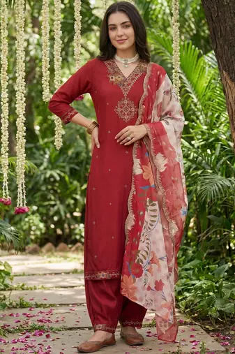 Women Ethnic Motifs Embroidered Regular Thread Work Kurta with Patiala & With Dupatta