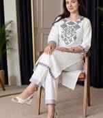 Women Ethnic Motifs Embroidered Regular Thread Work  Cotton Kurta with Trousers