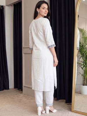 Women Ethnic Motifs Embroidered Regular Thread Work  Cotton Kurta with Trousers 5