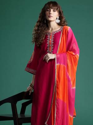 Ethnic Motifs Embroidered Zari Kurta With Trousers & Dupatta 1
