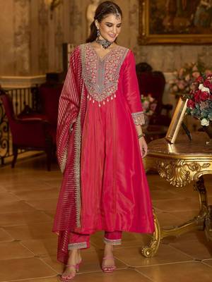 Floral Embroidered V-Neck A-Line Kurta With Trousers & Dupatta 1