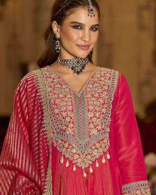 Floral Embroidered V-Neck A-Line Kurta With Trousers & Dupatta 5