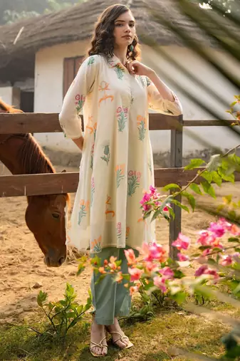 Floral Printed Shirt Collar  Cotton A-Line Kurta With Trouser