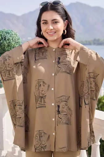 Women Printed Regular Kurta with Trousers
