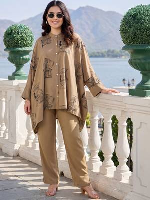 Women Printed Regular Kurta with Trousers 6