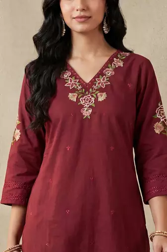 Women Ethnic Motifs Embroidered Regular Thread Work Pure Cotton Kurta with Trousers