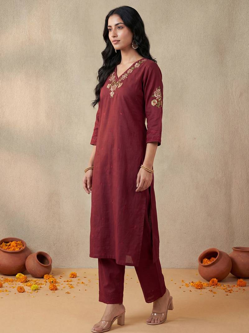 Women Ethnic Motifs Embroidered Regular Thread Work  Cotton Kurta with Trousers