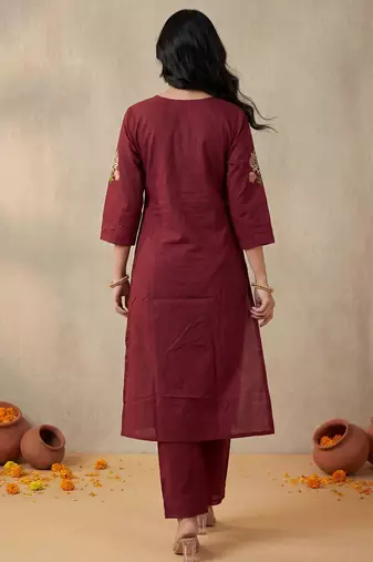 Women Ethnic Motifs Embroidered Regular Thread Work Pure Cotton Kurta with Trousers