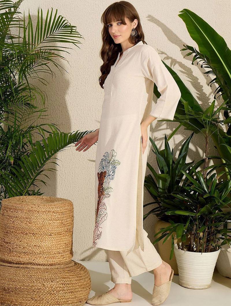 Women Animal Embroidered Thread Work  Cotton Kurta with Trousers