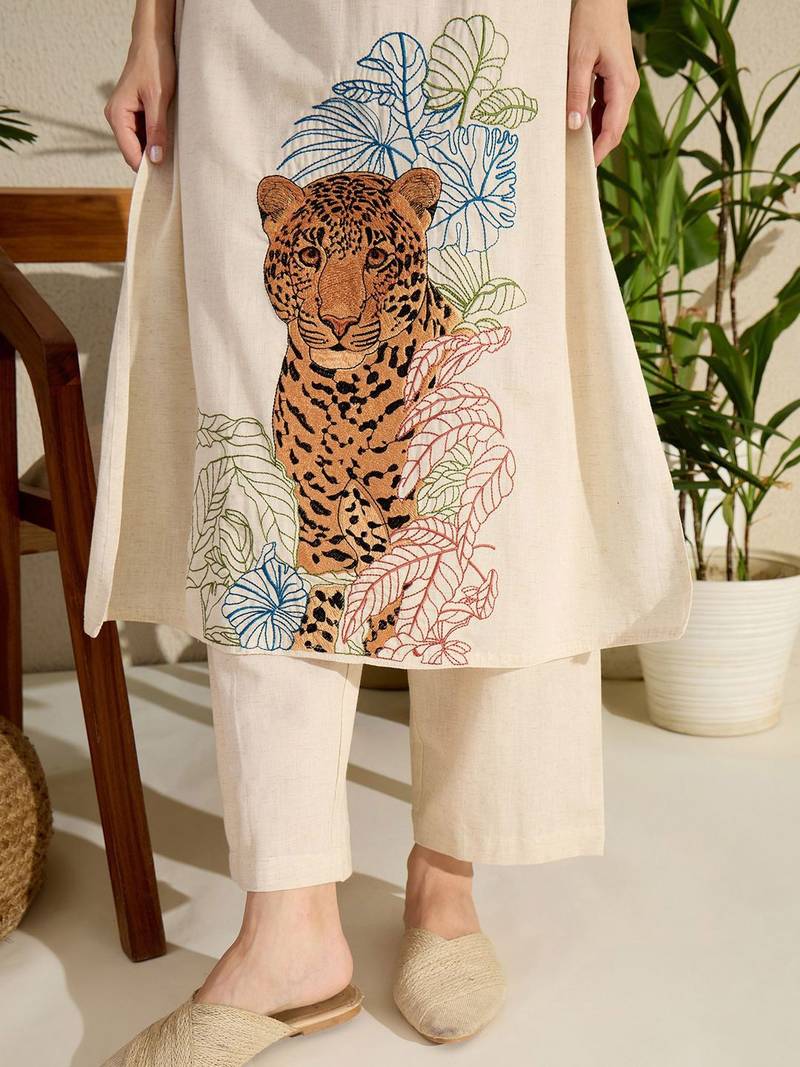 Women Animal Embroidered Thread Work  Cotton Kurta with Trousers