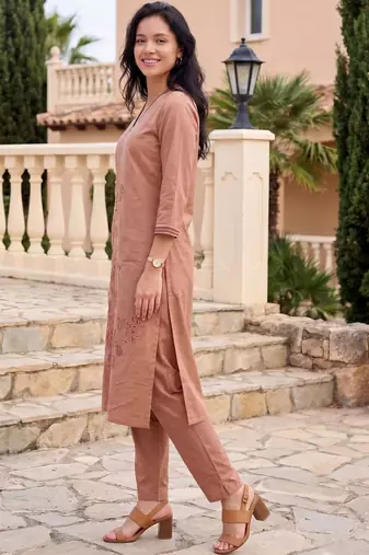 Women Ethnic Motifs Embroidered Regular Thread Work  Cotton Kurta with Trousers