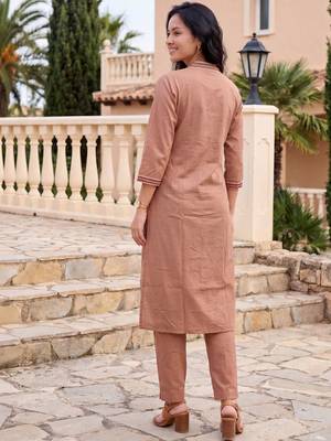 Women Ethnic Motifs Embroidered Regular Thread Work  Cotton Kurta with Trousers 6