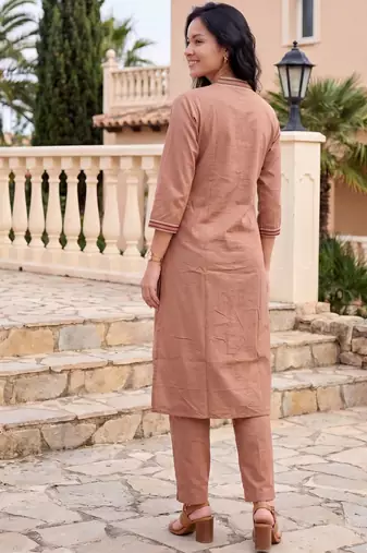 Women Ethnic Motifs Embroidered Regular Thread Work  Cotton Kurta with Trousers