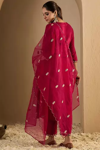 Women Ethnic Motifs Printed Kurta with Trousers & Dupatta