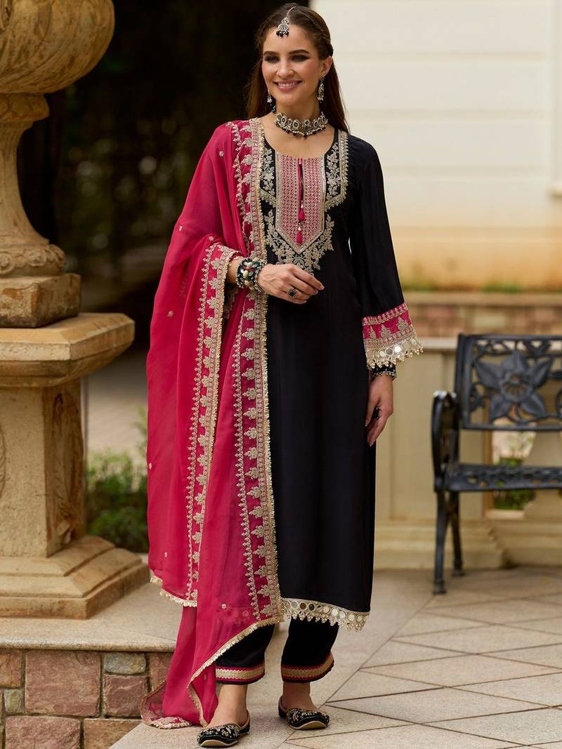 Ethnic Motifs Embroidered Regular Mirror Work Kurta With Trousers & Dupatta